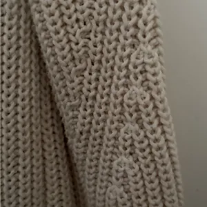 Andrea Jovine Cream Knit Cardigan thumbnail 9