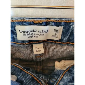 Abercrombie & Fitch The 90s Relaxed High Rise Distressed Straight Denim 28 thumbnail 10