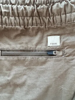 Vuori Olive Drawstring Relaxed Fit Women’s Athletic Shorts thumbnail 8