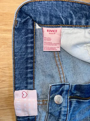 Jeans thumbnail 4