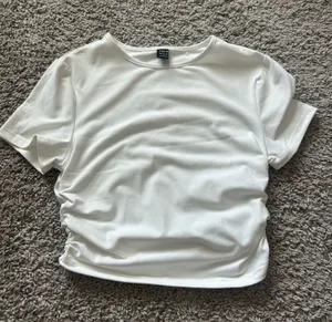 white shein top scrunched on the sides  thumbnail 1