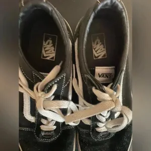 Black Old School Vans‎ Youth Size 6 W7 thumbnail 10