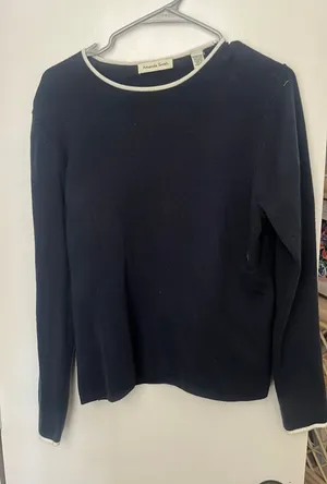 Amanda smith vintage sweater  thumbnail 1