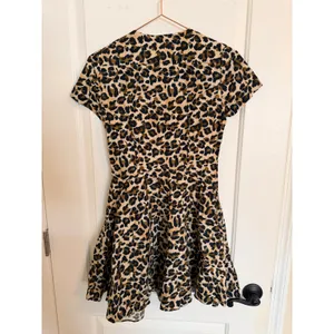Zara Mini Dress Womens XS‎ Brown Leopard Print Button Front Cotton Short Sleeve thumbnail 7