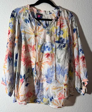 Vince Camuto Size M Pastel Multicolor Floral Split Tie-Neck Long Sleeve Top thumbnail 1
