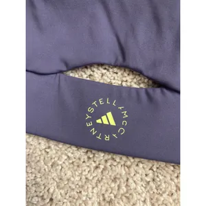 Adidas Stella McCartney Bra Purple Strappy‎ Cutout Sports Bra IW6374 Small thumbnail 2