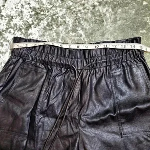 Faux‎ Leather High Waist Shorts Black Size L thumbnail 6