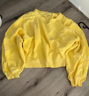 Aerie Hey Crochet Vintage Fade Sunny Yellow Sweatshirt Balloon Sleeves Large thumbnail 1