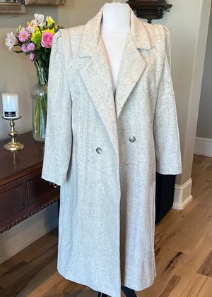 Vintage Women's Long Speckled Beige Coat Size 8 thumbnail 1