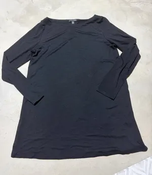 EILEEN FISHER Black Long-Sleeve Crewneck Top small thumbnail 1