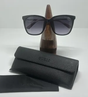 Guess Breast Cancer Two-Tone Black and Pink Sunglasses with Case and Cloth thumbnail 1