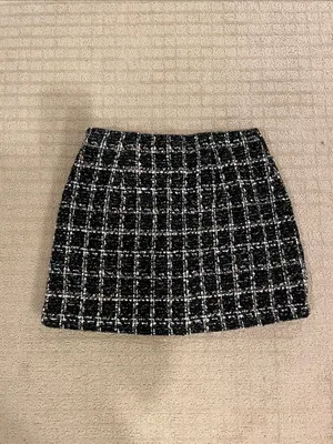 Abercrombie & Fitch Black and White Tweed Mini Skirt thumbnail 3