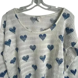 Aeropostale Women's M White Blue‎ Heart  Pullover Sweater Solid Pattern thumbnail 2