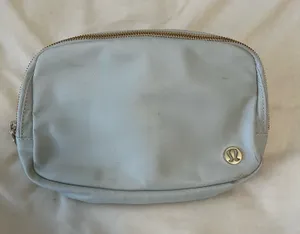 Lululemon Belt Everywhere Bag thumbnail 1