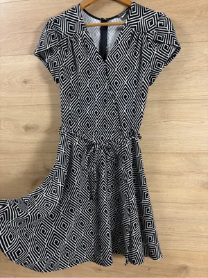 SMAK PARLOUR Black/White Geometric Faux Wrap Dress SMALL thumbnail 5