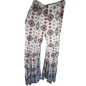 Marigold Kiss Women’s Flare Pants L Geometric Print White Pink Black Gray thumbnail 4