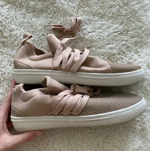 Steve Madden Sneakers thumbnail 1
