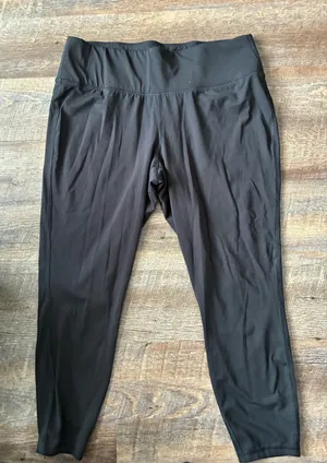Livi Lane Bryant Leggings thumbnail 1