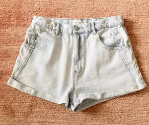 PacSun Mom Denim Shorts Light Wash High Rise Cuffed Size 29 thumbnail 1