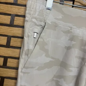 Athleta Gray And Tan Brooklyn Camo Jogger Size‎ 10 thumbnail 4