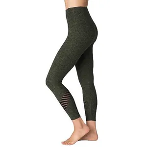 Beyond Yoga Spacedye Stacked & Sliced high waisted 7/8 leggings size S small thumbnail 4