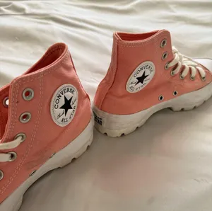 Pink Converse Sneakers High-Top thumbnail 3