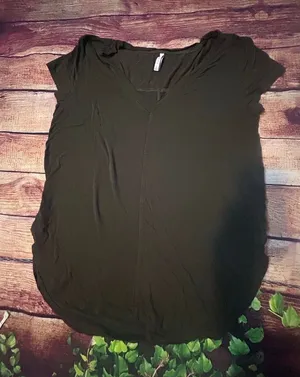 Z Supply Charcoal Grey V-neck Tshirt Size S thumbnail 1