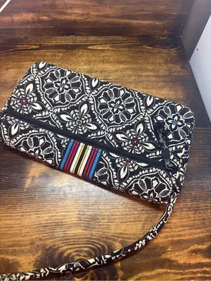 Vera Bradley black and white handbag thumbnail 2