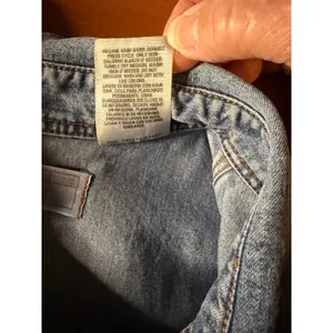 Levi Strauss Signature Button Up Shirt Women's Size XL Blue Denim Long Sleeves thumbnail 9