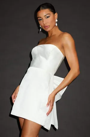 NWT Lulus Soiree Hour White Satin Strapless Bow Mini Dress Party Cocktail Sz XS thumbnail 1