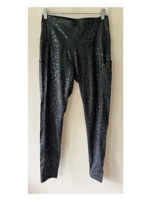 Sz M Pull On Black-on-black leopard print Leggings with side pockets thumbnail 2