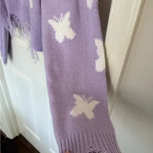 Just Polly Lavender V-Neck Sweater with Butterfly Design thumbnail 4