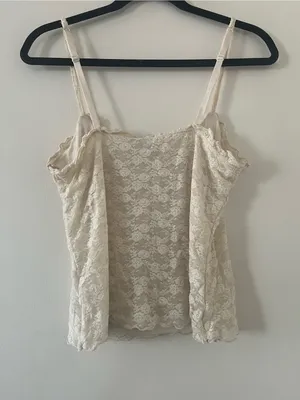 Old Navy Ivory White Lace Cami Top Medium Dainty Bridal Ethereal Romantic thumbnail 7