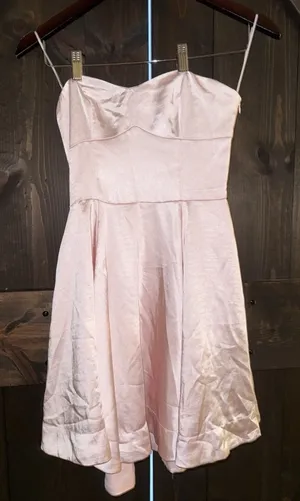 Altar'd State NEW Isla Strapless Mini Dress XS‎ Tiny Snag On Front thumbnail 1