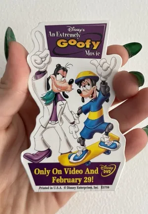 Vintage Walt Disney An Extremely‎ Goofy Movie DVD Promo Movie Button Brooch Pin thumbnail 1