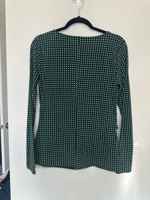 Ann Taylor Factory Twist Front Long Sleeve Top Size M Green Geo thumbnail 5