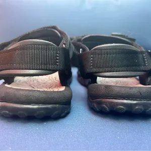 Teva sandals with velcro straps thumbnail 4