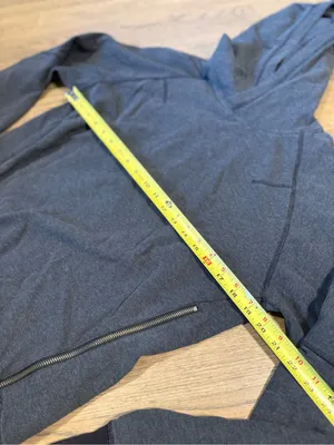 Lululemon Om & Roam Pullover Hoodie Size 6 thumbnail 4