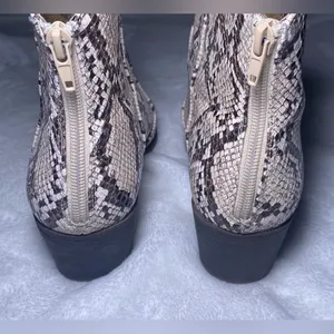 Style & Co. MyKenna Western Snakeskin Ankle Booties Size 9 thumbnail 9