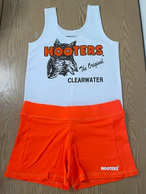 New Hooters girl Uniform tank and shorts Outfit size Large thumbnail 1