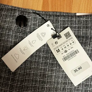 Zara Monochrome Checkered Trousers thumbnail 2