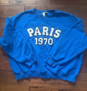 H&M Paris Sweatshirt thumbnail 1