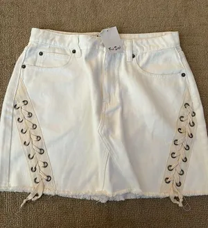 i.am.gia white skirt thumbnail 1