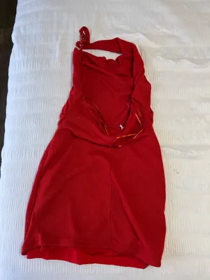 Red Dress Pull & Bear thumbnail 2