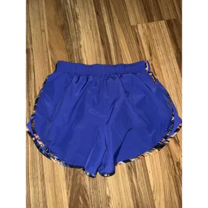 Nike Dri-Fit Women's Sz M Medium Purple Running Shorts Activewear‎ thumbnail 4