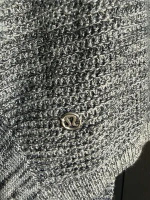 Lululemon Women's Breeze Easy Cardigan Wrap Sweater Gray Size XS / S Oversized thumbnail 6