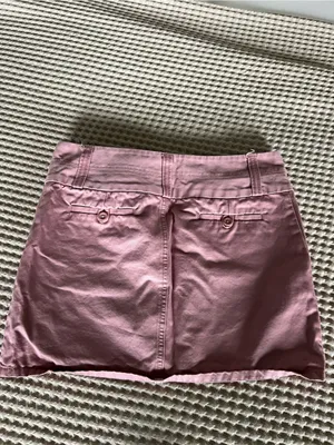Old Navy Dusty Rose Mini Skirt thumbnail 3