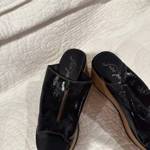 NEW 40/9 Black Free People Gabriela Clogs Platform Wedge Black Patent Leather thumbnail 4