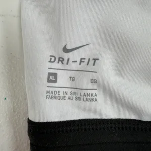 NIKE XL Small Dri-Fit Indy Light Support Sports Bra White Swoosh Logo Women's thumbnail 8