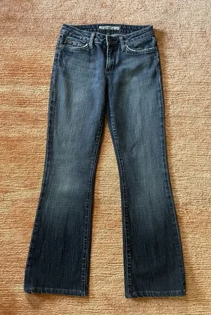 Joe’s Jeans Honey Fit Bootcut Gigi Wash Dark Blue Stretch Denim Women’s Sz 26 thumbnail 1